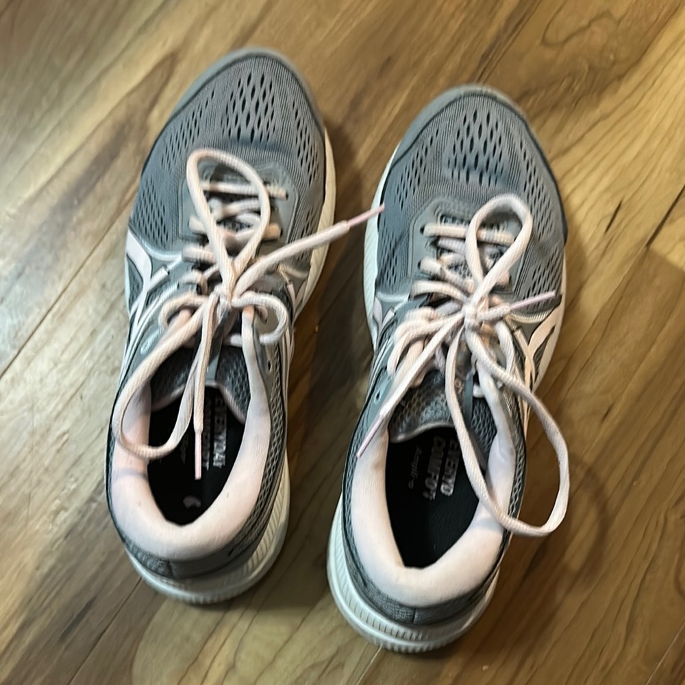 ASICS Gel Contend 7 Women's Gray Running Shoes